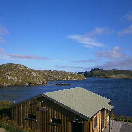 Otter Bunkhouse Hostel Cairisiadar Exterior foto